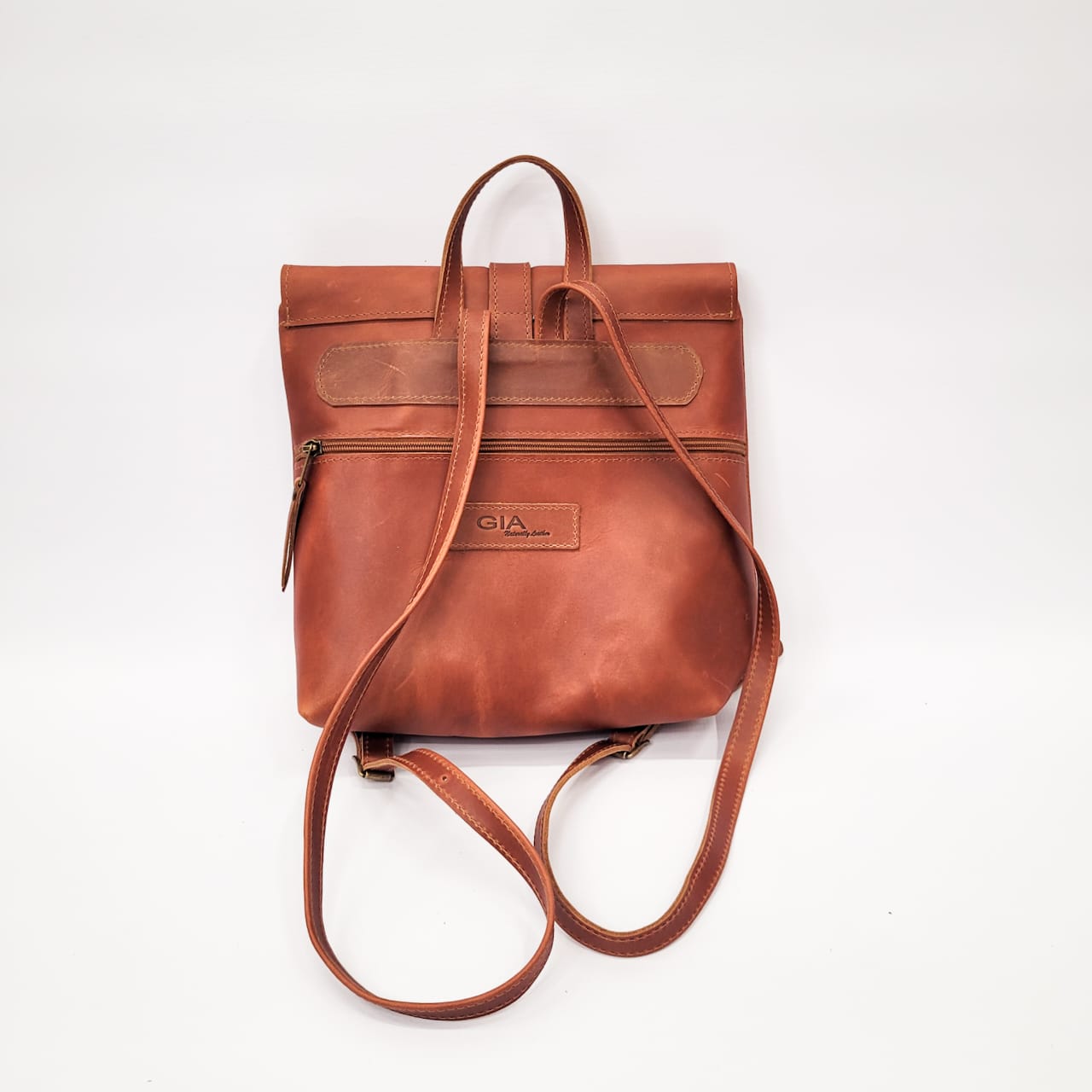 Gia Apache tan  leather napsack