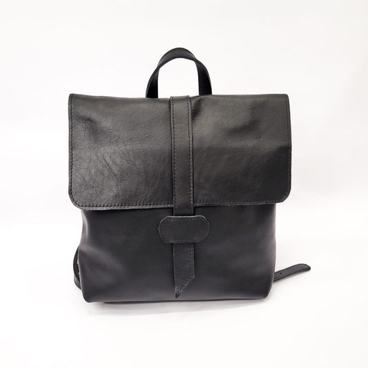 Gia black Texas leather napsack