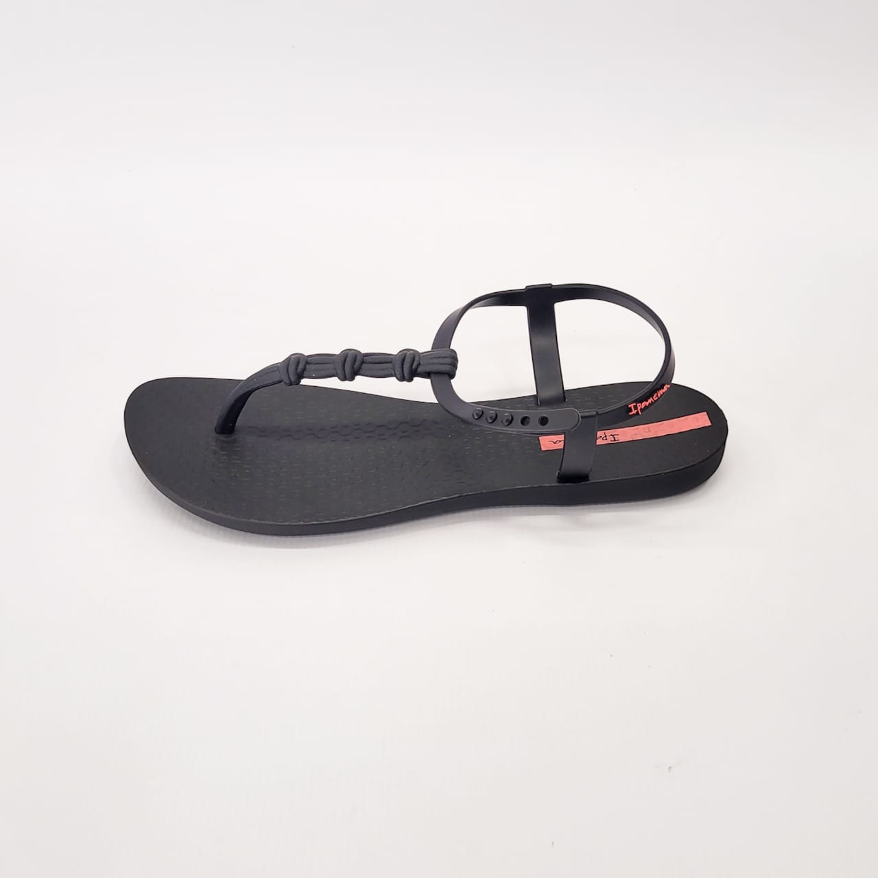 Ipanema black toe thong sandal