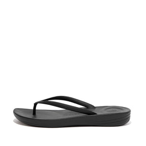 Fitflop Iqushion Ergonomic Flip-flops - All Black, side profile