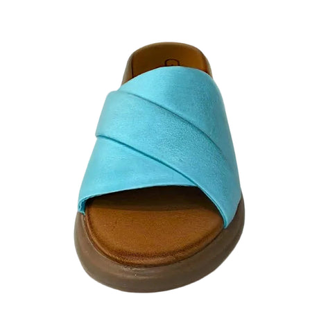 Gia Tiffany Blue Leather Platform Push-in – front view