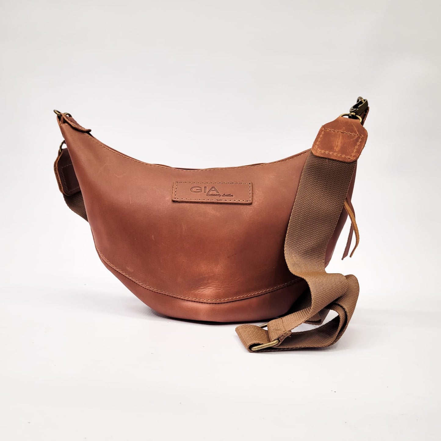 Gia leather brown half moonbag