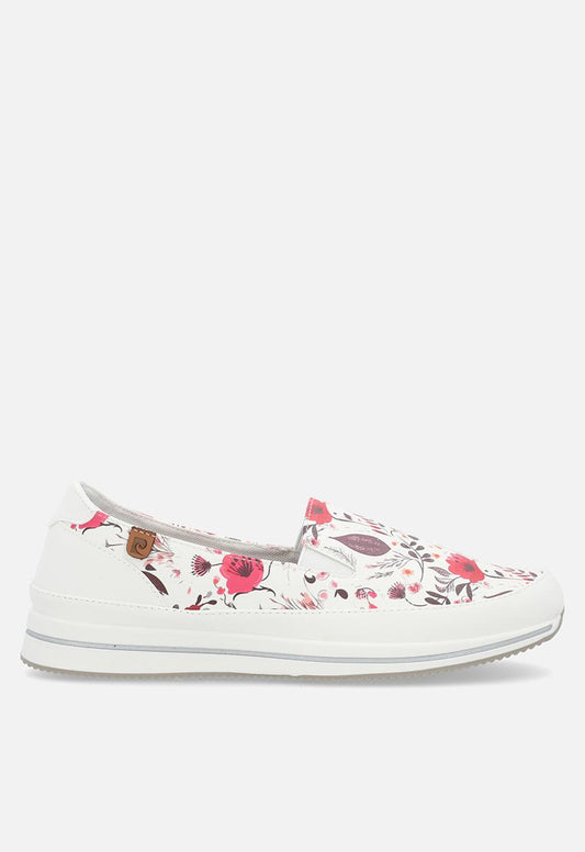 Pierre Cardin Josephine 8 Slip On Flats - White