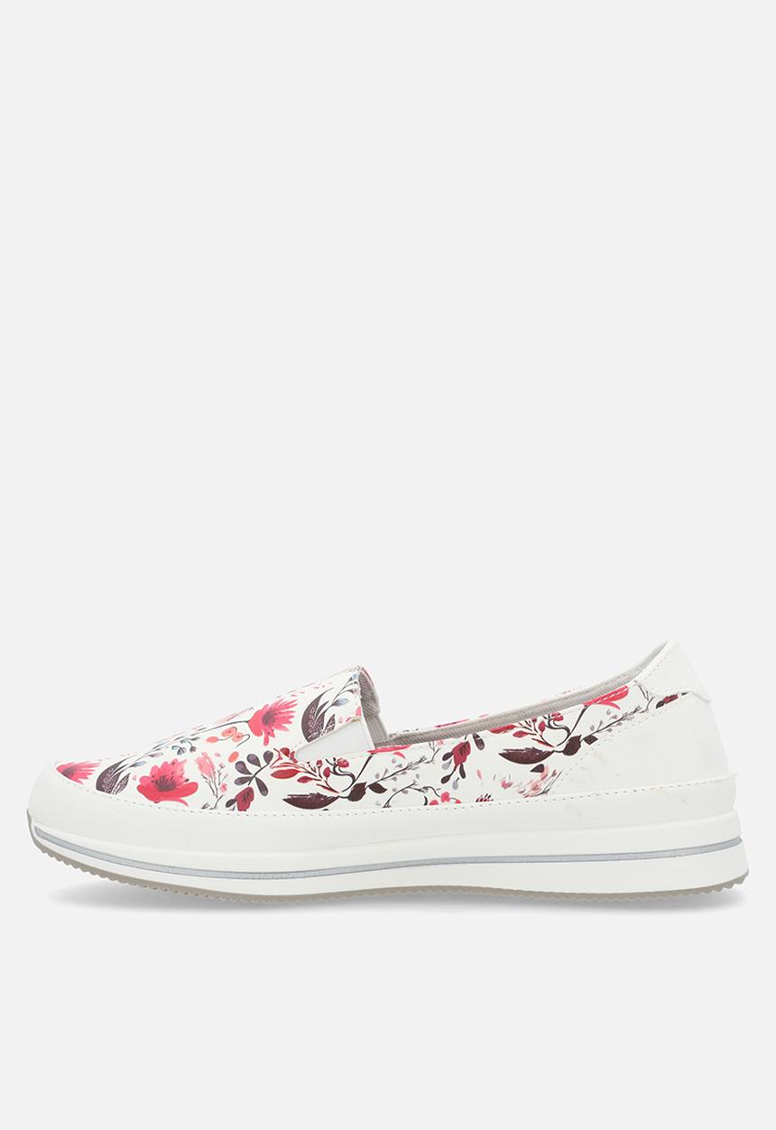 Pierre Cardin Josephine 8 Slip On Flats - White