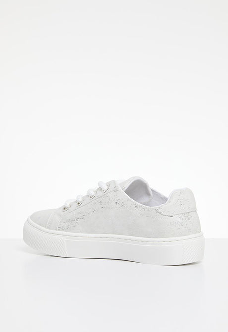 Pierre Cardin Lucie 6 Lace Up Sneaker - White