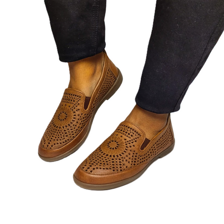 Gia Coconut Leather Cut Out Loafer – detail shot