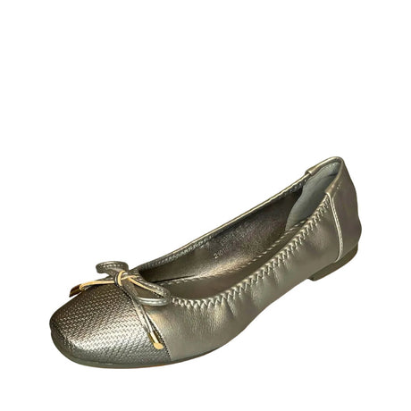 Wild Alice Metallic Bow Pump - Pewter - angled view