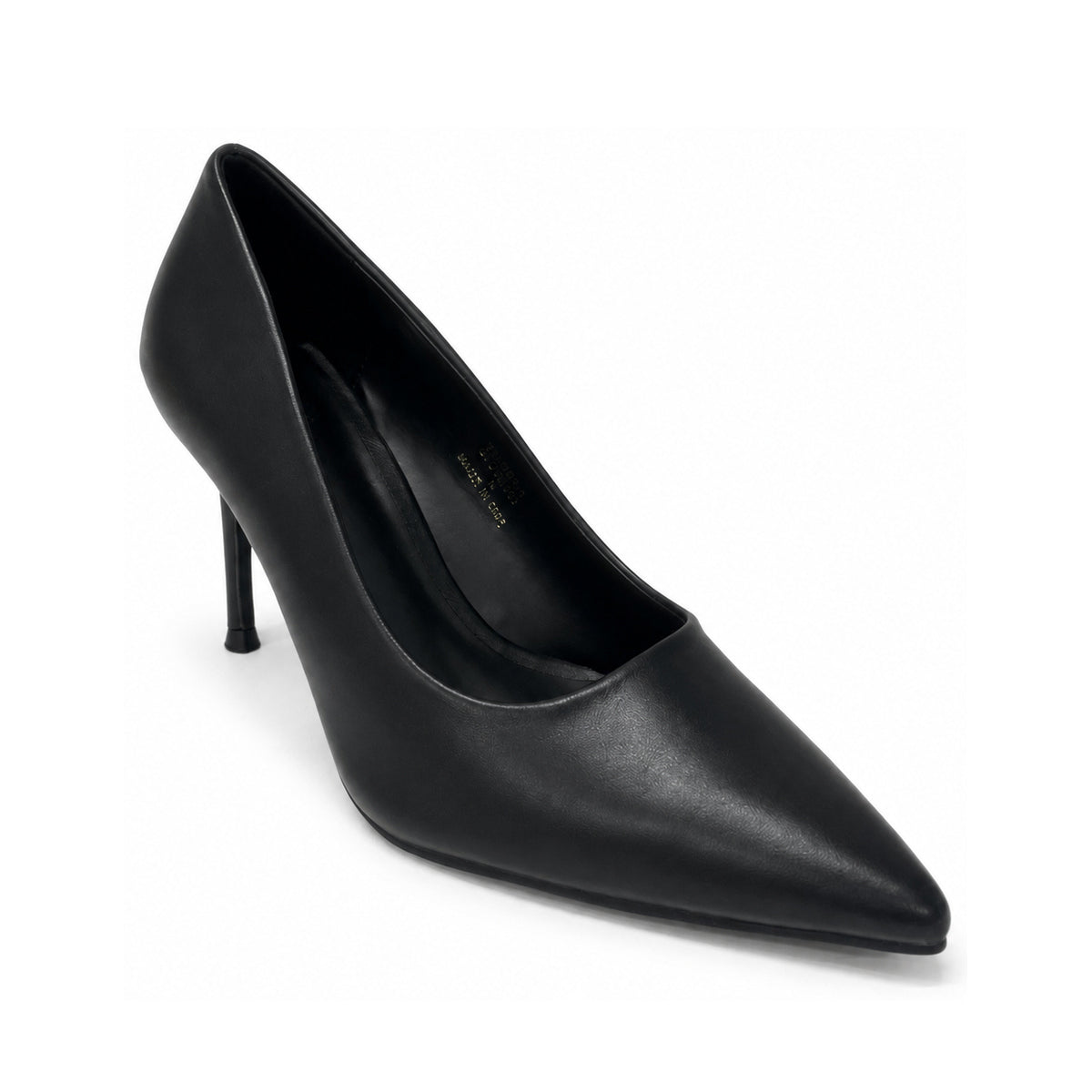 Wild Alice Pointy Court Heel - Black - angled view